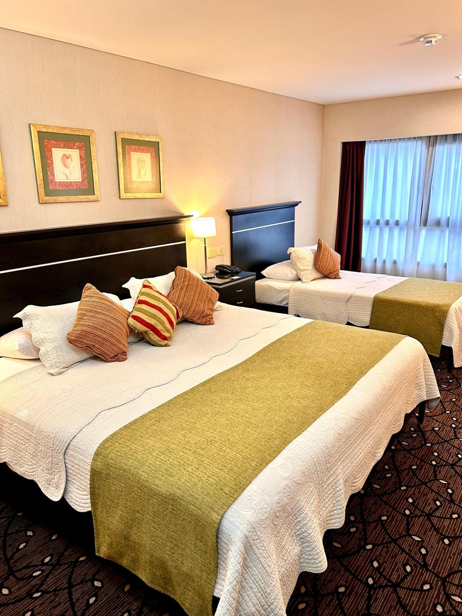 Condado Hotel Casino Goya Zewnętrze zdjęcie